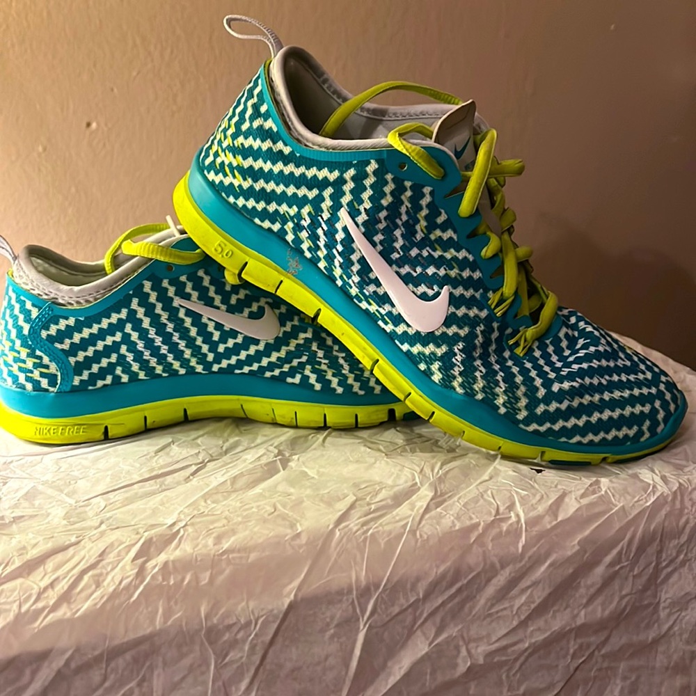 Nike -Nike Free size 6